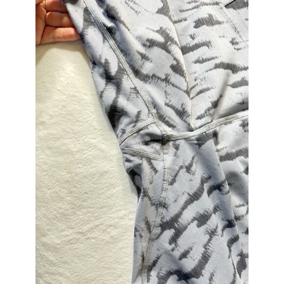 Lululemon InStill High-Rise 25" ThreeD Camo Jacquard Asphalt Grey Black Size 10 - Picture 7 of 11